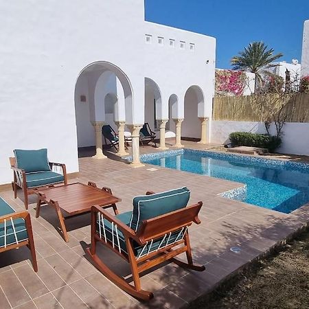 Villa Des Lotophages Aghīr Exterior foto